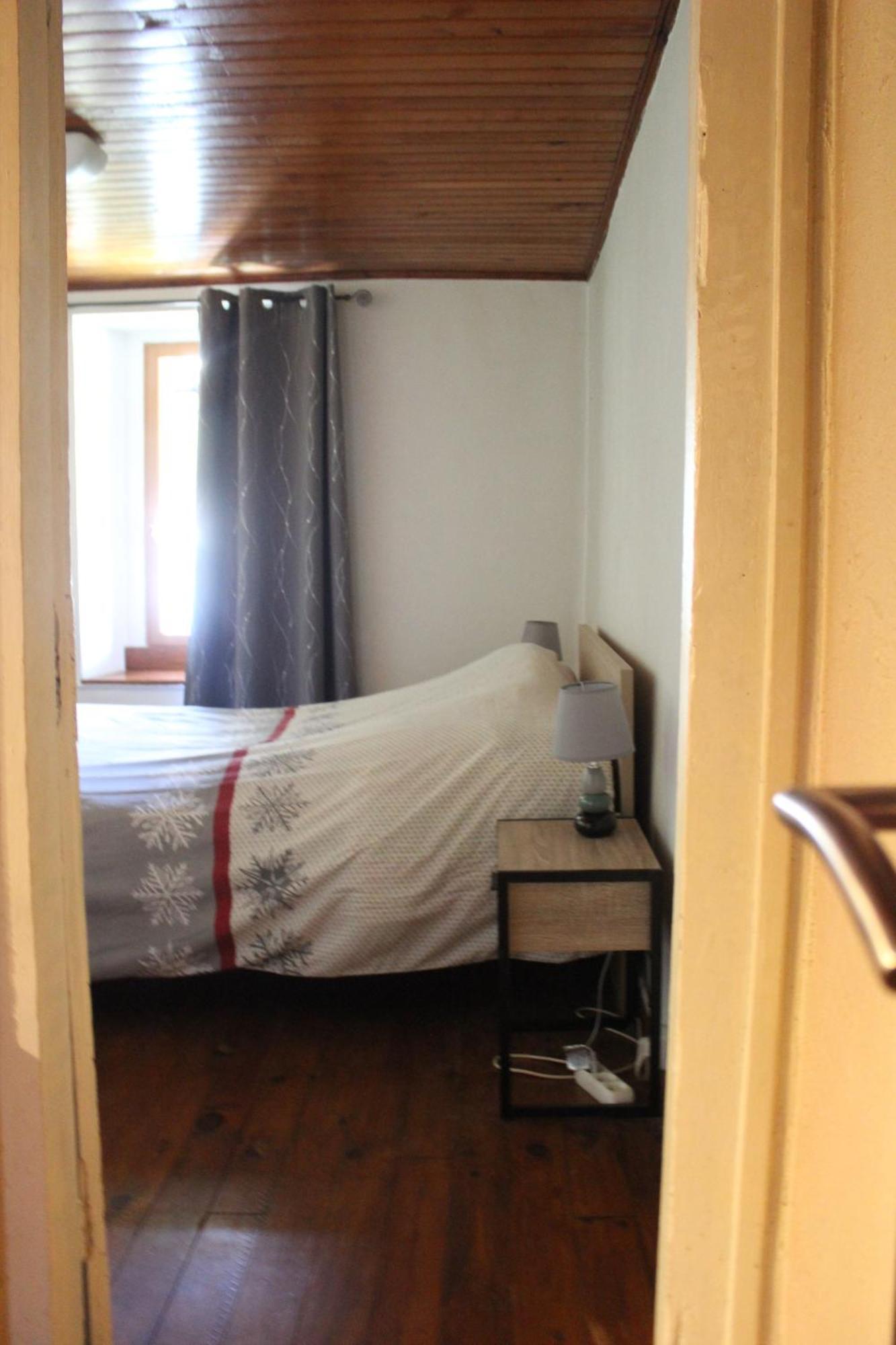 Maison De Charme Calme Entouree De Montagne Ussat 外观 照片