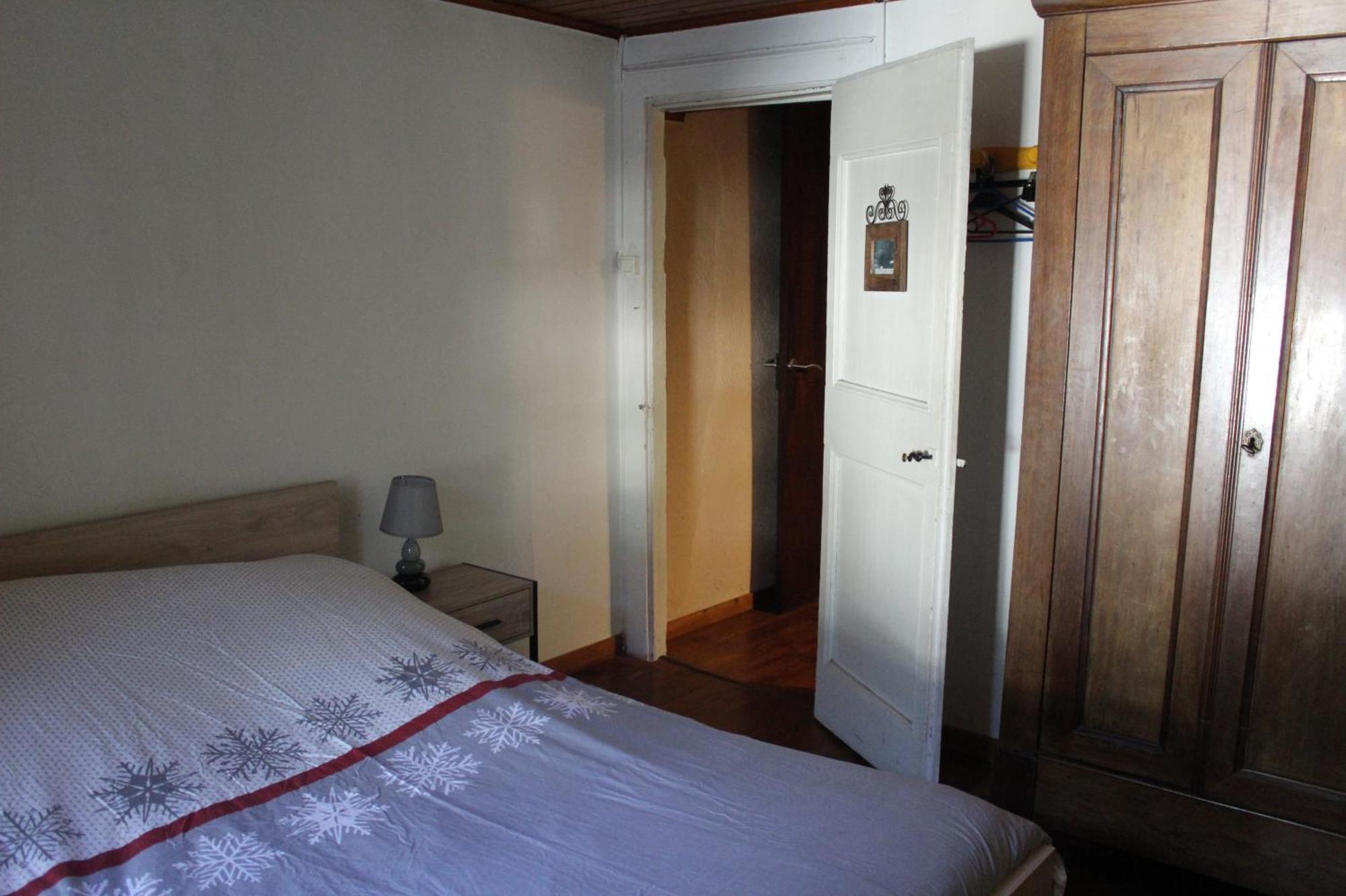 Maison De Charme Calme Entouree De Montagne Ussat 外观 照片